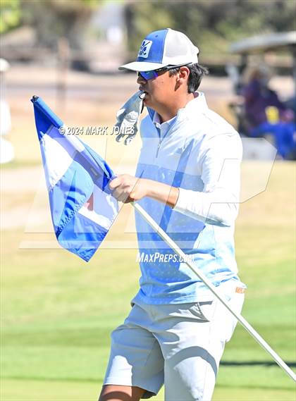 Thumbnail 2 in AIA D-II Finals photogallery.