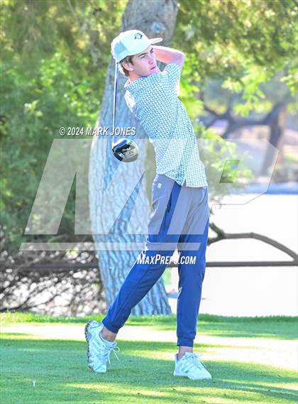 Thumbnail 2 in AIA D-II Finals photogallery.