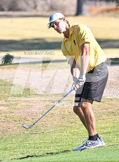 Thumbnail 3 in AIA D-II Finals photogallery.