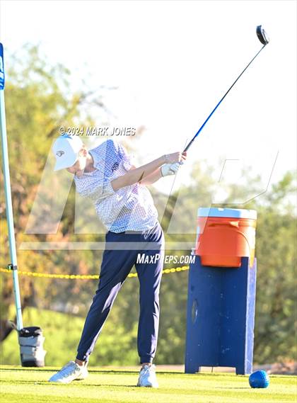 Thumbnail 3 in AIA D-II Finals photogallery.