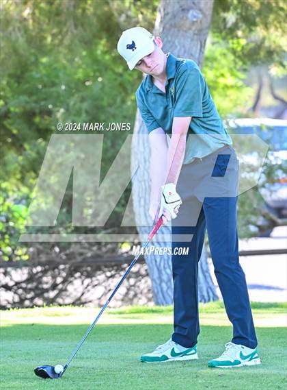 Thumbnail 3 in AIA D-II Finals photogallery.