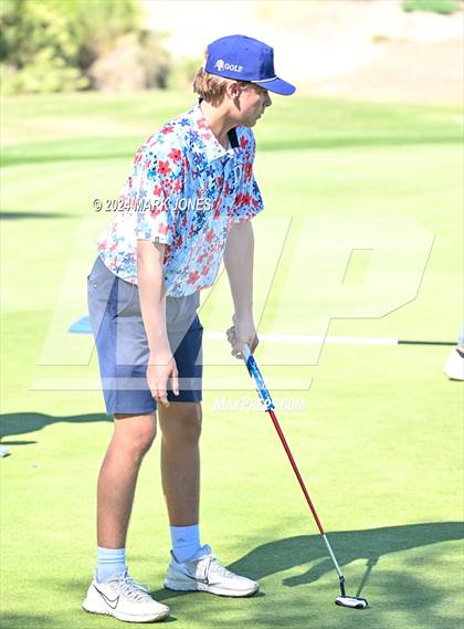 Thumbnail 2 in AIA D-II Finals photogallery.