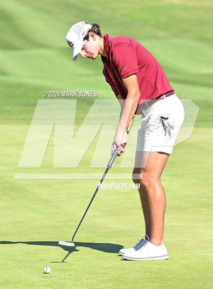 Thumbnail 2 in AIA D-II Finals photogallery.