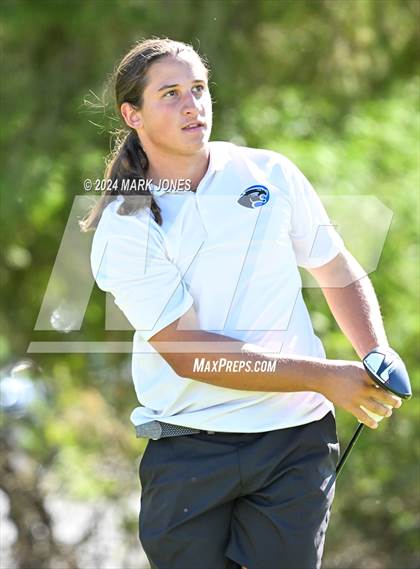 Thumbnail 2 in AIA D-II Finals photogallery.