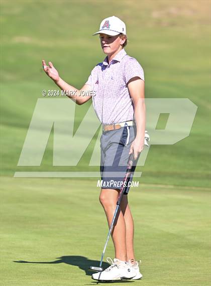 Thumbnail 2 in AIA D-II Finals photogallery.