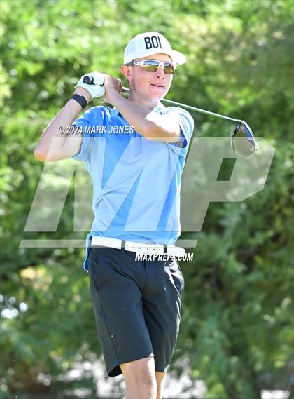 Thumbnail 2 in AIA D-II Finals photogallery.