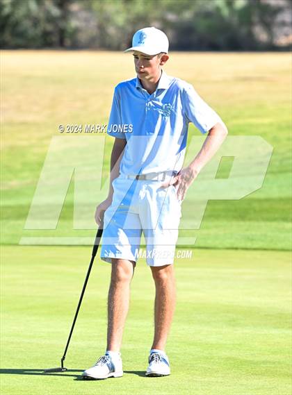 Thumbnail 1 in AIA D-II Finals photogallery.