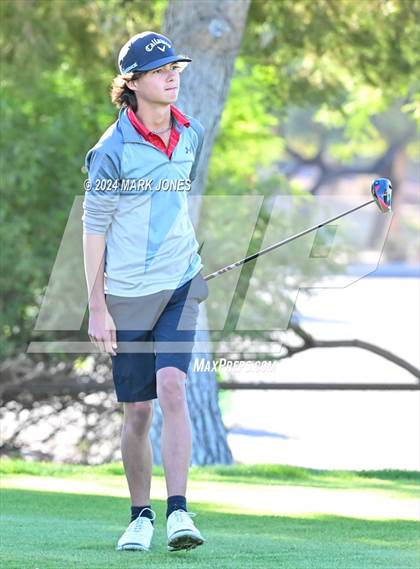 Thumbnail 3 in AIA D-II Finals photogallery.