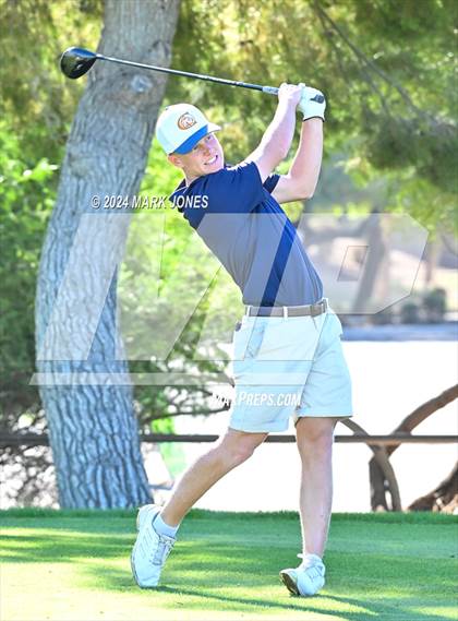 Thumbnail 1 in AIA D-II Finals photogallery.