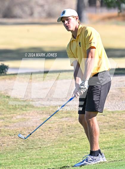 Thumbnail 1 in AIA D-II Finals photogallery.