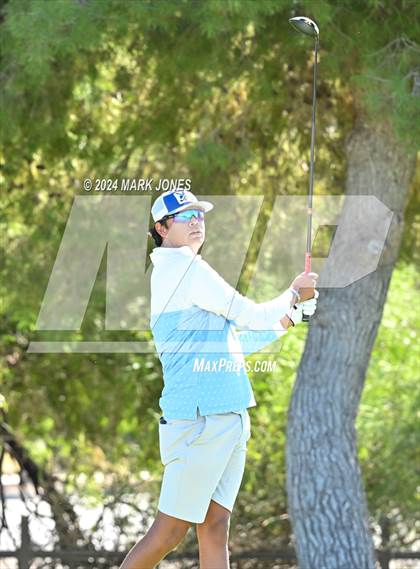 Thumbnail 3 in AIA D-II Finals photogallery.