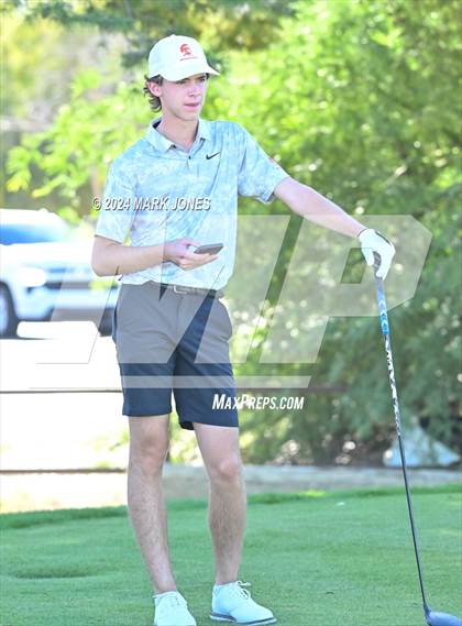 Thumbnail 3 in AIA D-II Finals photogallery.