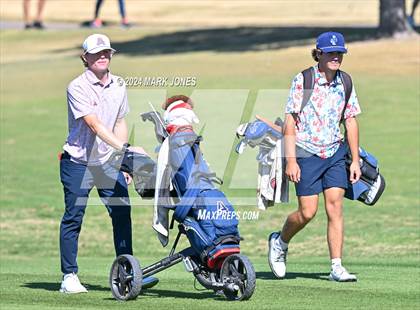 Thumbnail 1 in AIA D-II Finals photogallery.