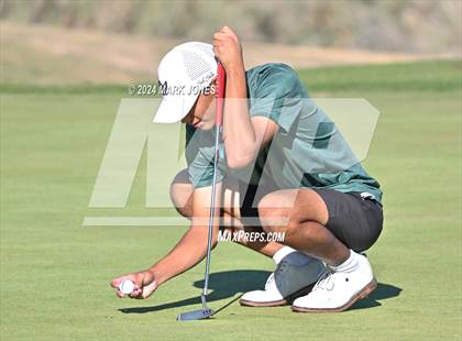 Thumbnail 2 in AIA D-II Finals photogallery.