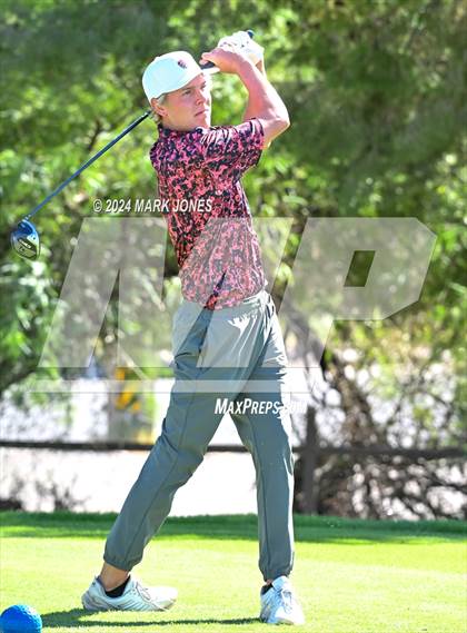 Thumbnail 3 in AIA D-II Finals photogallery.