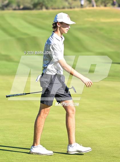 Thumbnail 1 in AIA D-II Finals photogallery.