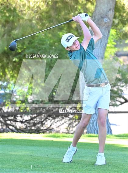 Thumbnail 1 in AIA D-II Finals photogallery.