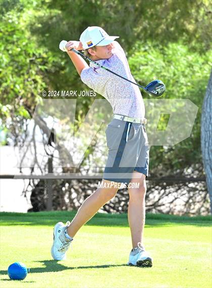 Thumbnail 1 in AIA D-II Finals photogallery.