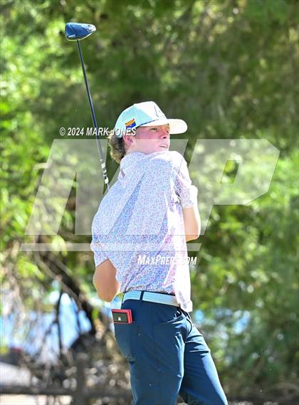 Thumbnail 1 in AIA D-II Finals photogallery.