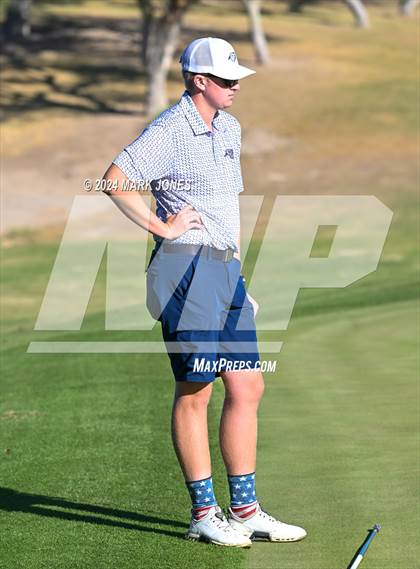 Thumbnail 2 in AIA D-II Finals photogallery.