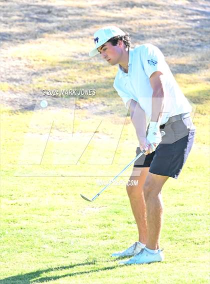 Thumbnail 2 in AIA D-II Finals photogallery.