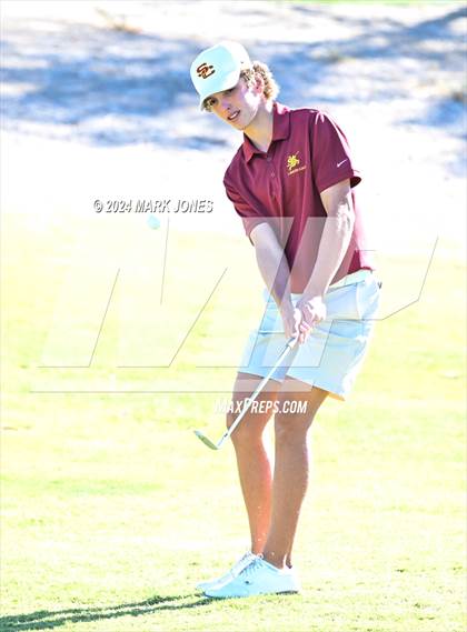 Thumbnail 3 in AIA D-II Finals photogallery.