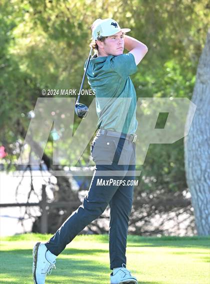 Thumbnail 2 in AIA D-II Finals photogallery.