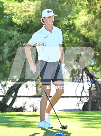 Thumbnail 2 in AIA D-II Finals photogallery.