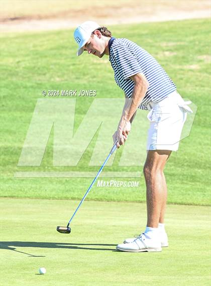 Thumbnail 1 in AIA D-II Finals photogallery.