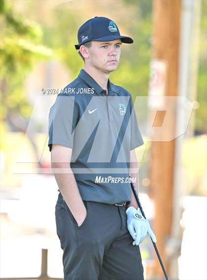 Thumbnail 3 in AIA D-II Finals photogallery.