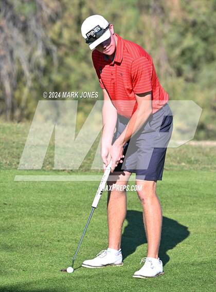 Thumbnail 3 in AIA D-II Finals photogallery.