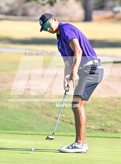 Thumbnail 2 in AIA D-II Finals photogallery.