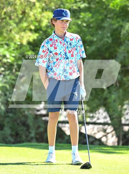 Thumbnail 2 in AIA D-II Finals photogallery.