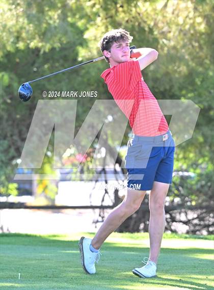 Thumbnail 3 in AIA D-II Finals photogallery.