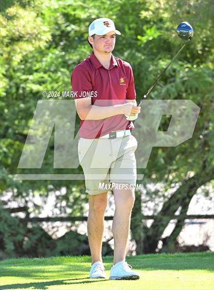 Thumbnail 1 in AIA D-II Finals photogallery.