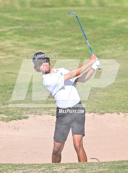 Thumbnail 2 in AIA D-II Finals photogallery.