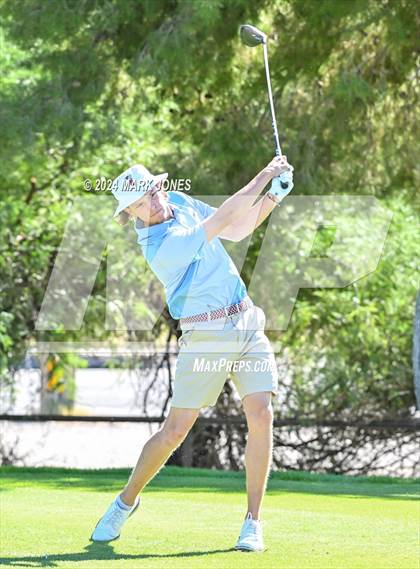 Thumbnail 2 in AIA D-II Finals photogallery.