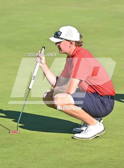 Thumbnail 3 in AIA D-II Finals photogallery.