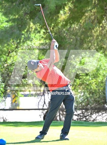 Thumbnail 3 in AIA D-II Finals photogallery.