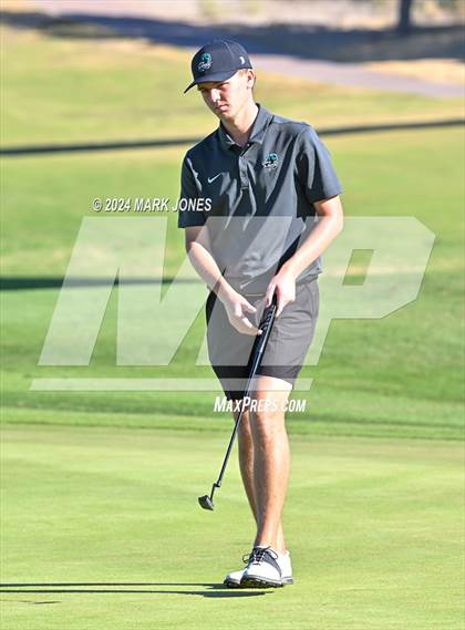 Thumbnail 3 in AIA D-II Finals photogallery.