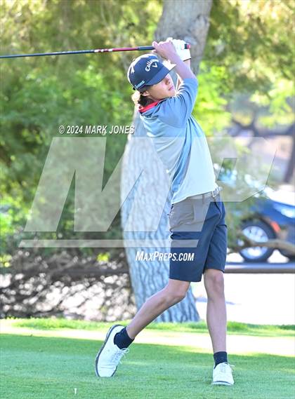 Thumbnail 1 in AIA D-II Finals photogallery.