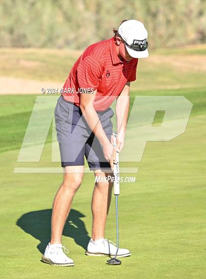 Thumbnail 1 in AIA D-II Finals photogallery.