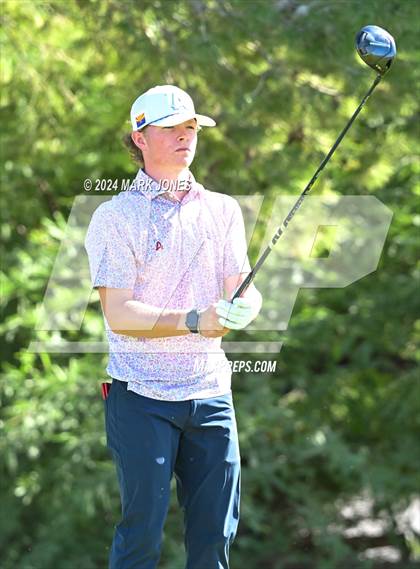 Thumbnail 2 in AIA D-II Finals photogallery.