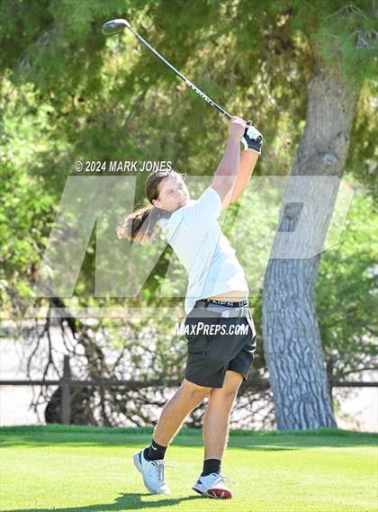 Thumbnail 1 in AIA D-II Finals photogallery.