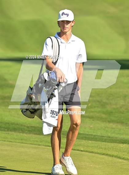 Thumbnail 2 in AIA D-II Finals photogallery.