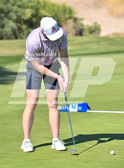 Thumbnail 2 in AIA D-II Finals photogallery.