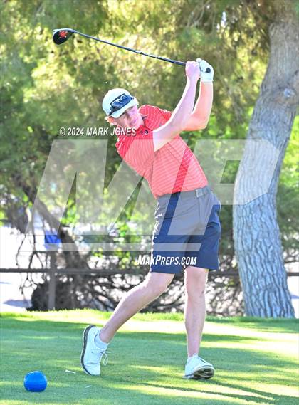 Thumbnail 2 in AIA D-II Finals photogallery.