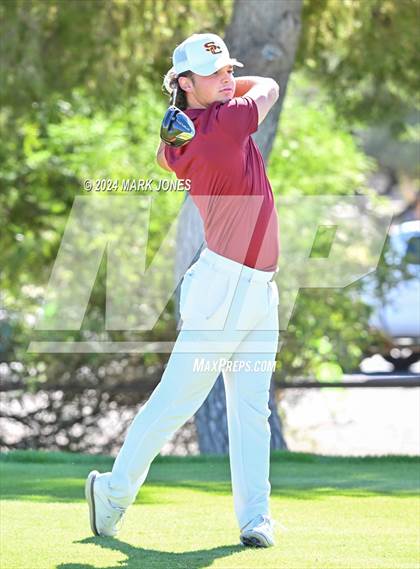 Thumbnail 3 in AIA D-II Finals photogallery.