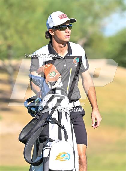 Thumbnail 3 in AIA D-II Finals photogallery.