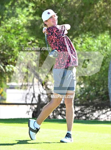 Thumbnail 1 in AIA D-II Finals photogallery.